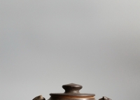 【 型正 声如磬】宋代黑釉猪系盖罐 茶入 茶末罐NO.776 二级