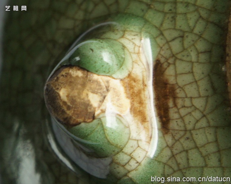 一眼看 古瓷器 牙黄- 古瓷馆藏 明代龙泉窑 三足炉 古陶瓷鉴定 古陶瓷收藏 俨唐古瓷馆 古陶瓷博物馆 四川博  ...