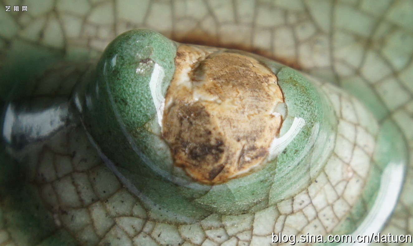 一眼看 古瓷器 牙黄- 古瓷馆藏 明代龙泉窑 三足炉 古陶瓷鉴定 古陶瓷收藏 俨唐古瓷馆 古陶瓷博物馆 四川博  ...