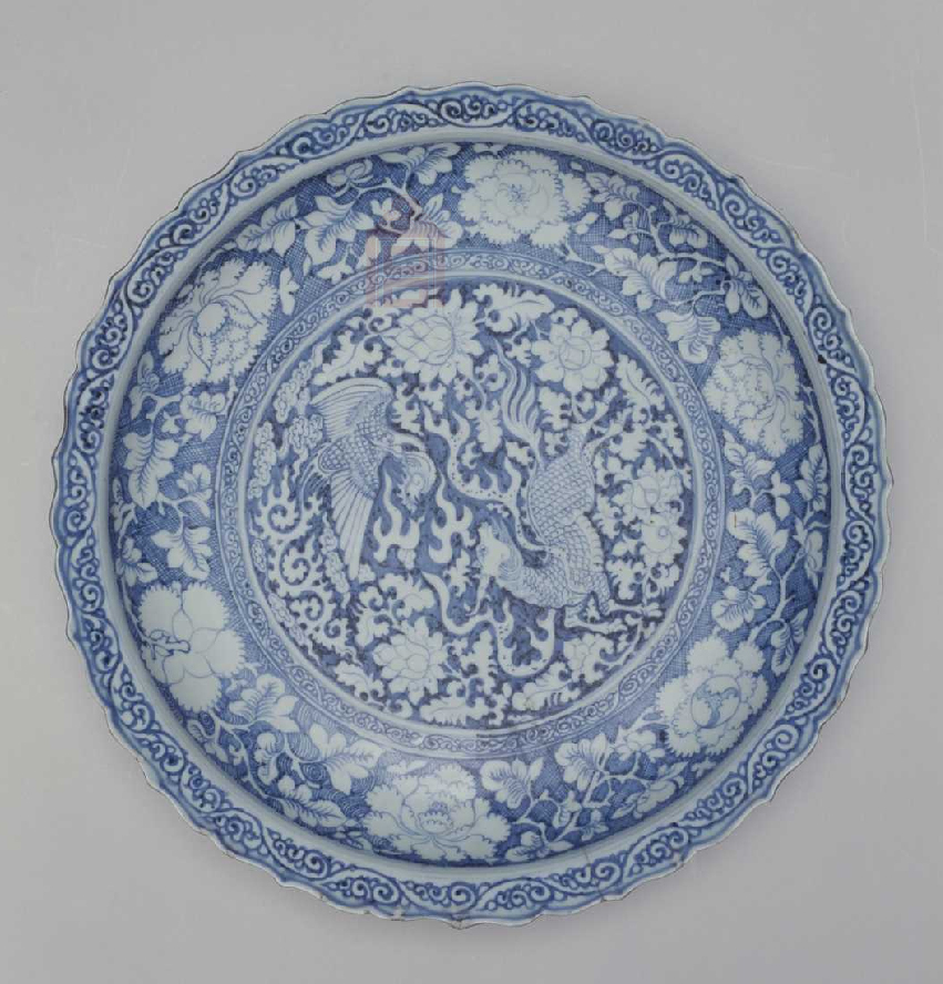 景德镇窑青花飞凤麒麟纹盘2.jpg