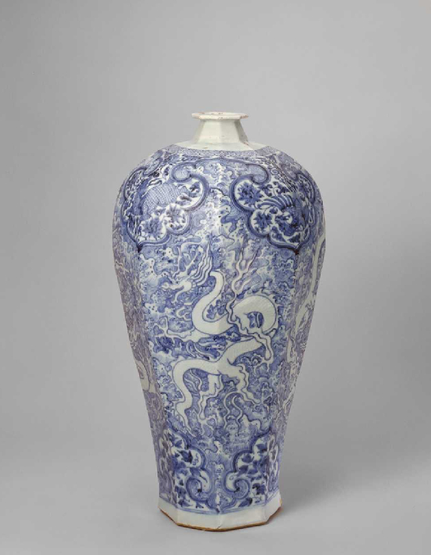 景德镇窑青花海水白龙纹八方梅瓶1.jpg