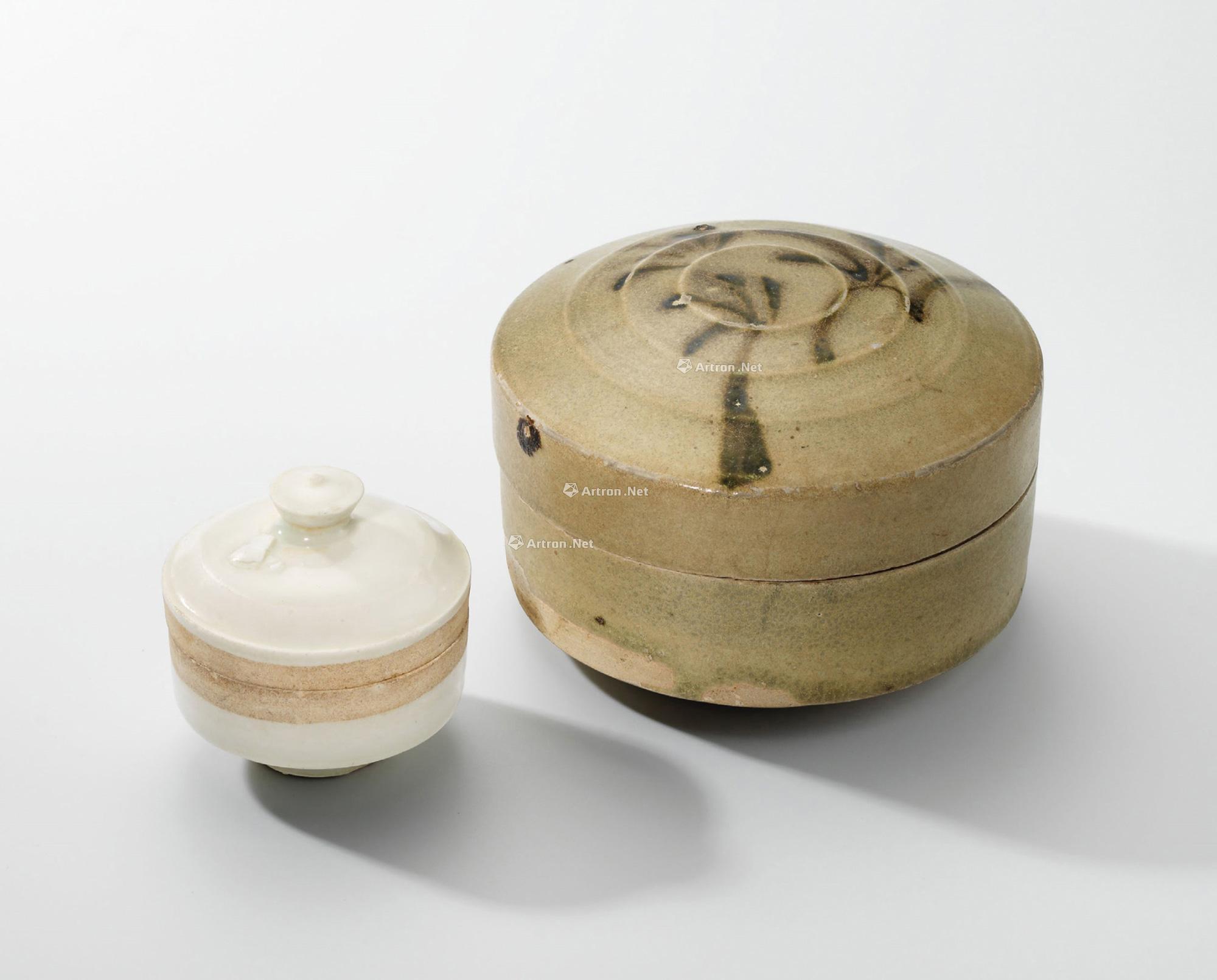 佳士得 唐 五代 长沙窑花卉纹圆盖盒