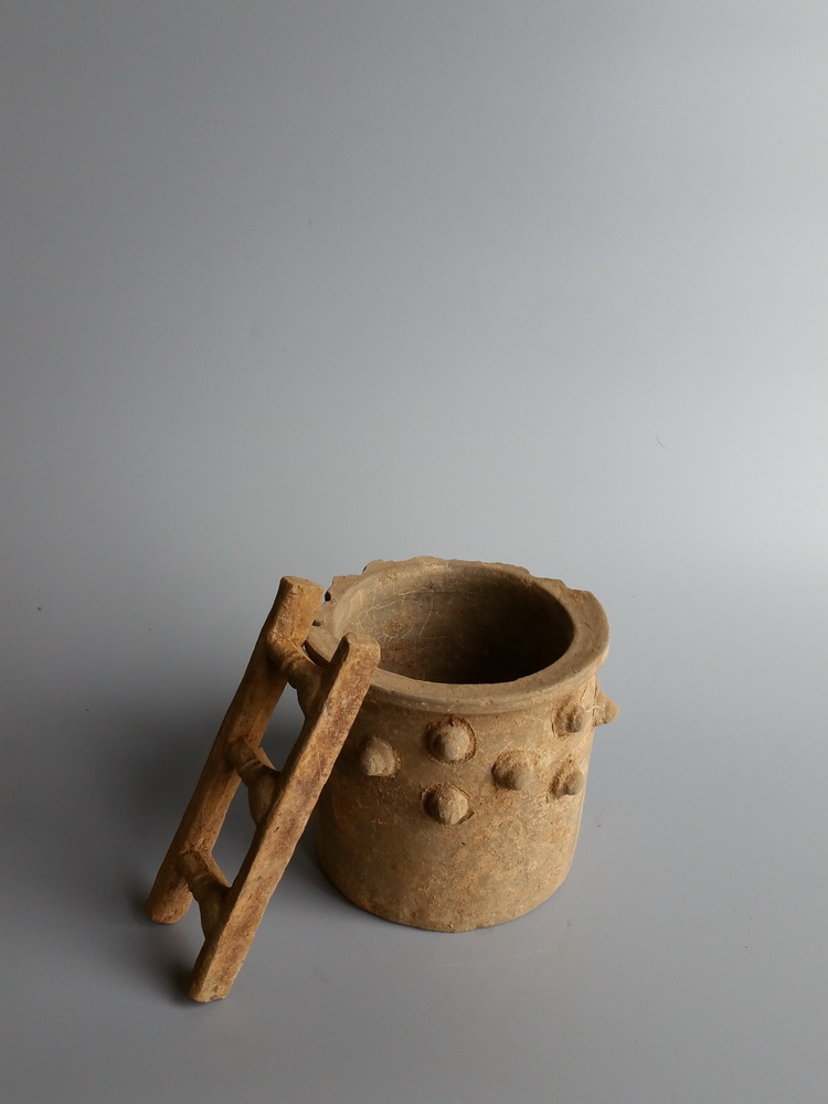 汉代　陶井＼陶罐