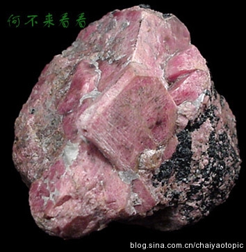  粉翠胎金洁，华胰光暗滋