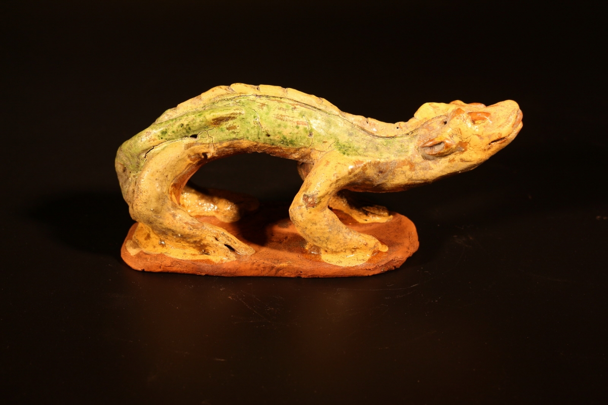 宋代 邛窑 三彩 黄底绿釉  雕塑瓷 对龙