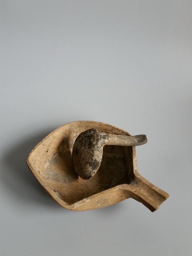 汉代 陶匜 陶勺 陶瓢 四川成都 文物鉴定 古陶瓷鉴定 古陶瓷收藏 文物收藏