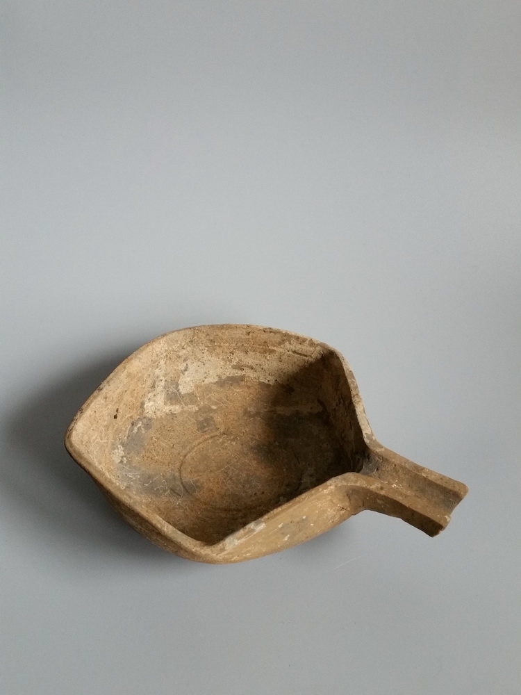 汉代 陶匜 陶勺 陶瓢 四川成都 文物鉴定 古陶瓷鉴定 古陶瓷收藏 文物收藏