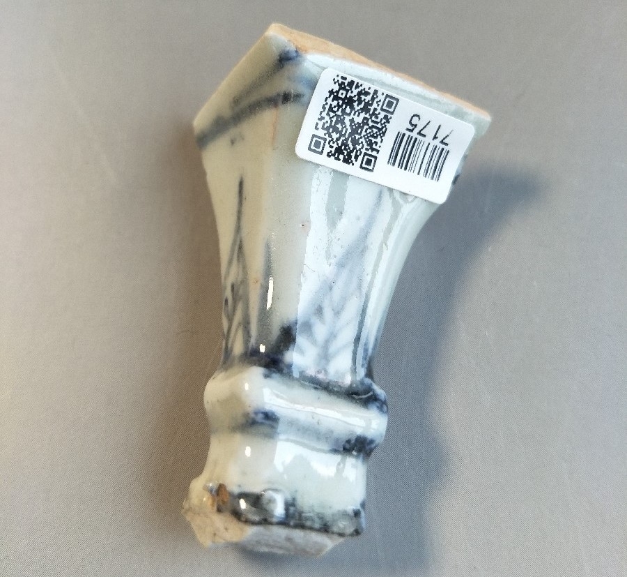 俨唐古瓷馆 四川古陶瓷 古陶瓷鉴定 古陶瓷收藏 四川文物鉴定 古玩收藏元代青花 明代官窑 清代官窑 官窑青花