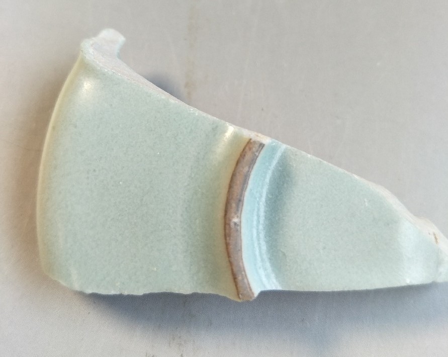 俨唐古瓷馆 四川古陶瓷 古陶瓷鉴定 古陶瓷收藏 四川文物鉴定 古玩收藏 宋代龙泉窑 梅子青 