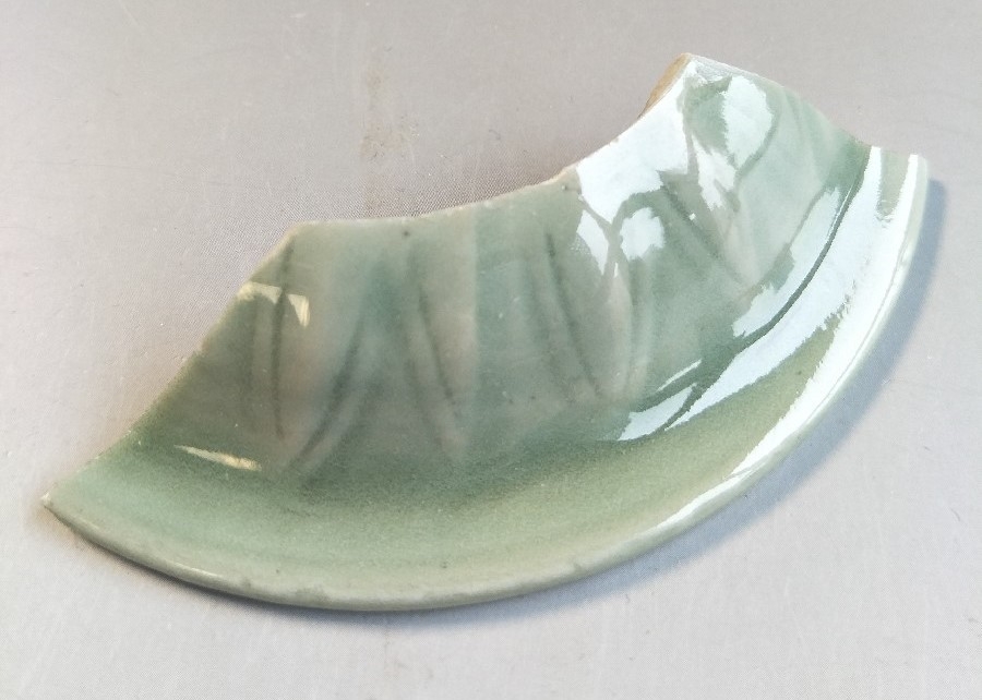 俨唐古瓷馆 四川古陶瓷 古陶瓷鉴定 古陶瓷收藏 四川文物鉴定 古玩收藏 宋代龙泉窑 梅子青 