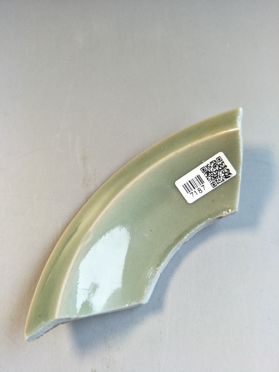 俨唐古瓷馆 四川古陶瓷 古陶瓷鉴定 古陶瓷收藏 四川文物鉴定 古玩收藏 宋代龙泉窑 梅子青 