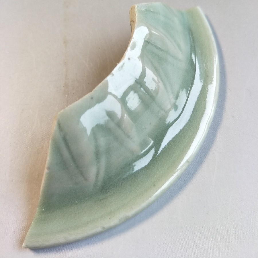 俨唐古瓷馆 四川古陶瓷 古陶瓷鉴定 古陶瓷收藏 四川文物鉴定 古玩收藏 宋代龙泉窑 梅子青 