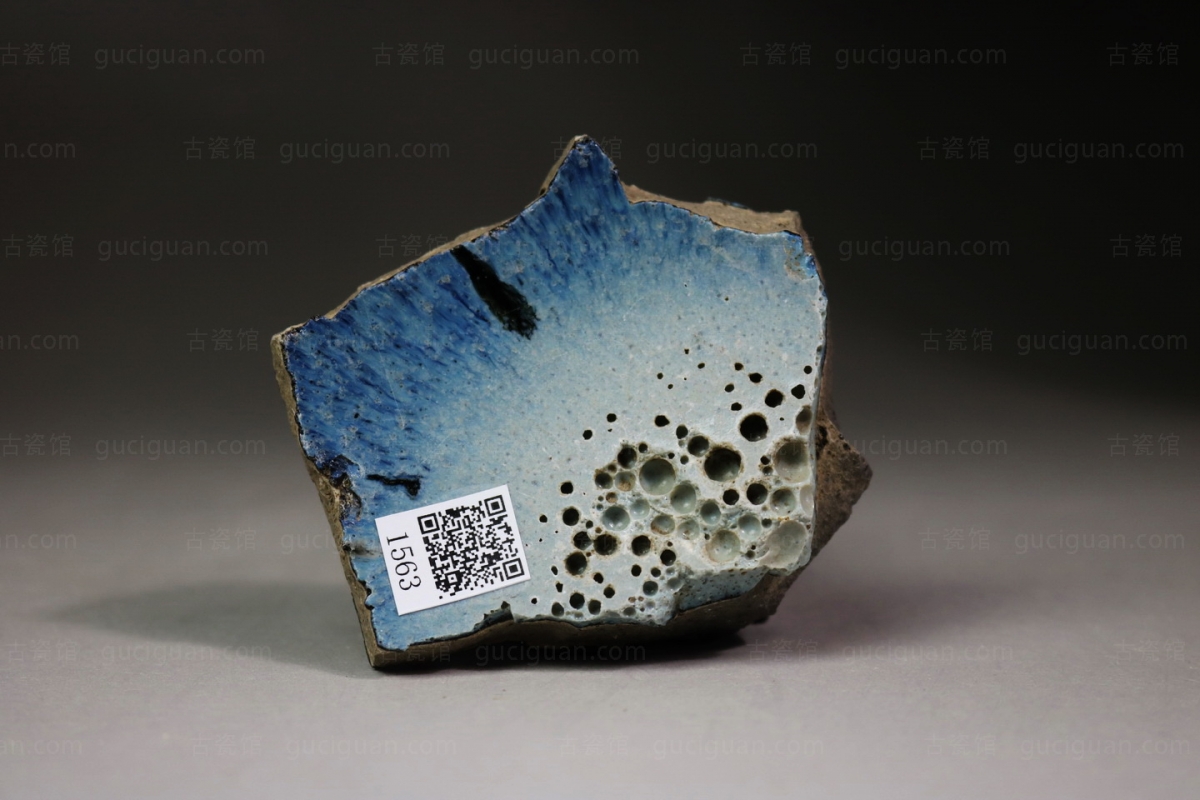 俨唐古瓷馆 四川古陶瓷博物馆 古陶瓷鉴定 古陶瓷收藏 文物鉴定 文物收藏 宋代钧窑  元代钧窑