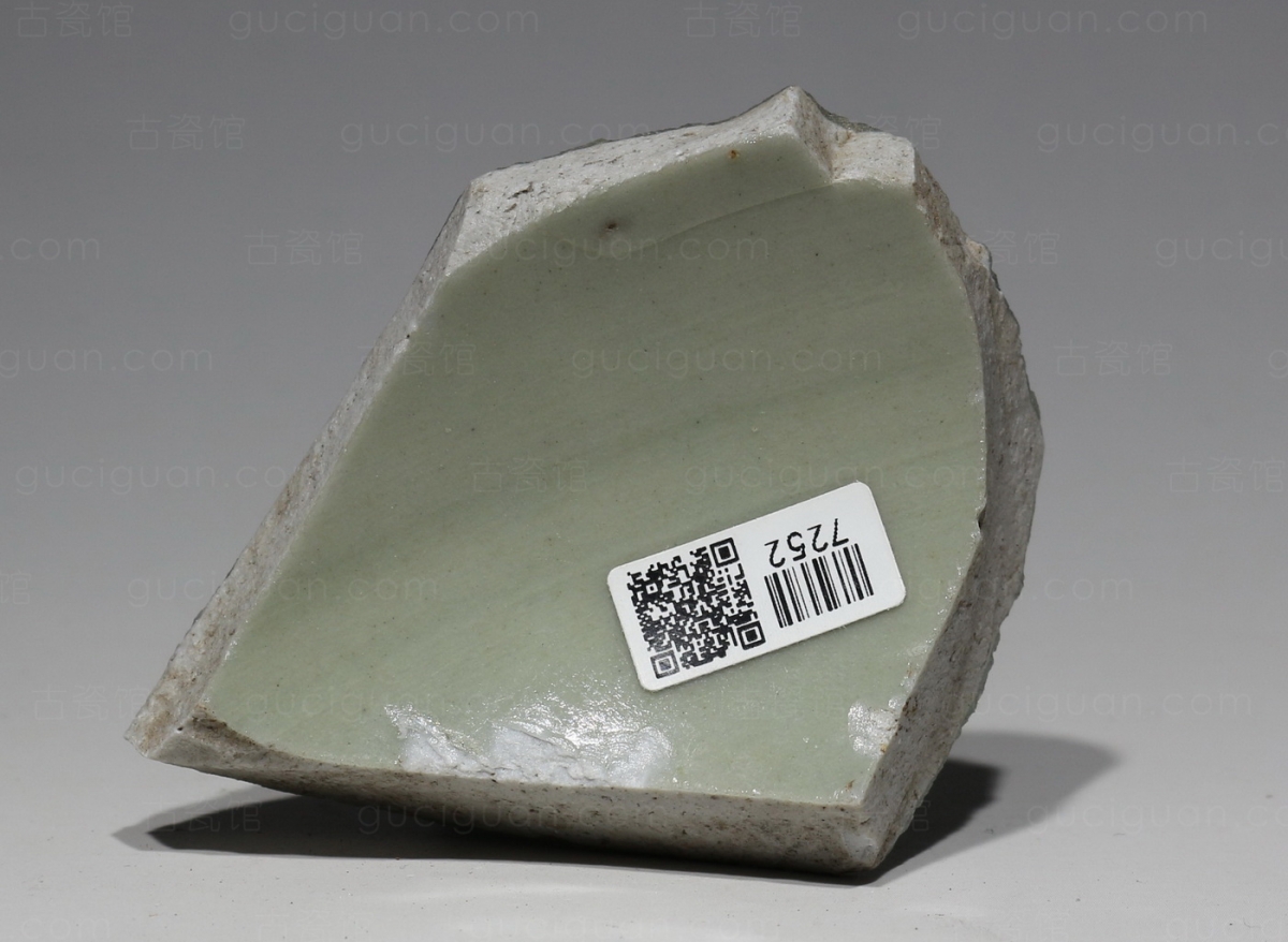 宋元 龙泉窑 大型 大件 大盘  古陶瓷标本 古瓷片 古陶瓷收藏 古陶瓷鉴定 俨唐古瓷馆 四川文物鉴定 成都文物 ...