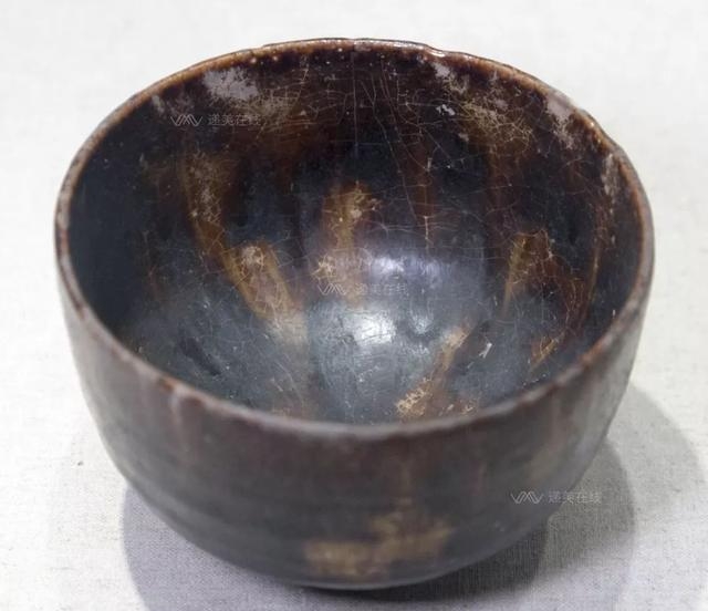 玳瑁纹瓷碗  宋  成都博物馆藏