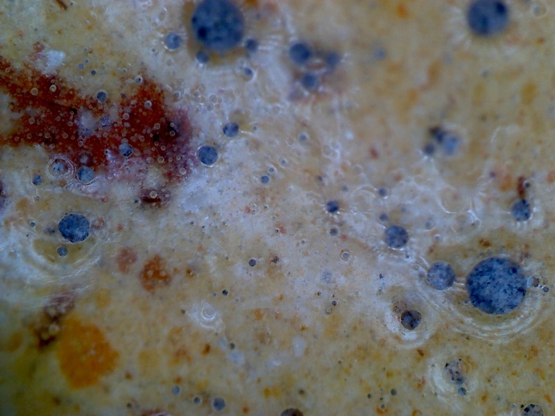 7335 宋代 绿釉 口哨 陶俑 显微021.jpg