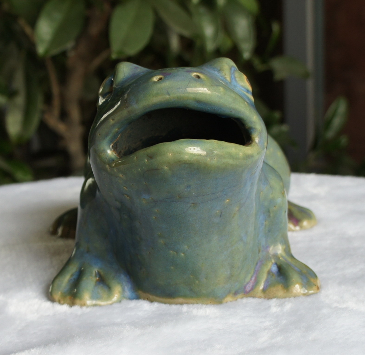 雕塑瓷  青蛙