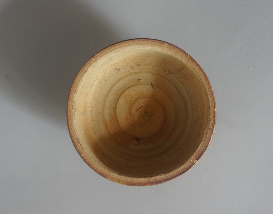 晋 青瓷 高足杯 盖 艺租网 俨唐古瓷馆 四川古陶瓷博物馆 四川博物馆 四川古陶瓷鉴定 四川古陶瓷收藏 四川文 ...