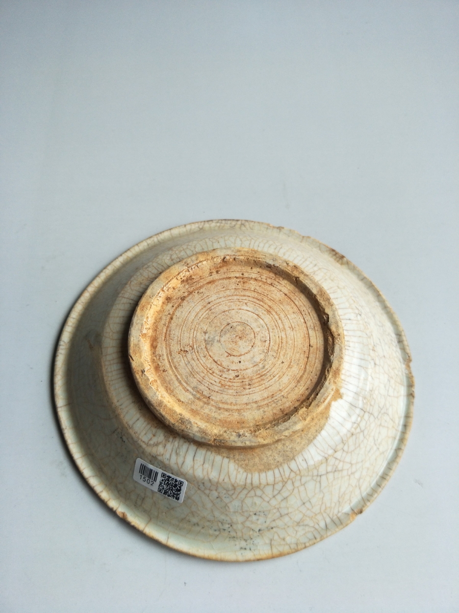 唐代 五代 越窑 葵口盘 艺租网 俨唐古瓷馆 四川古陶瓷博物馆 四川博物馆 四川古陶瓷鉴定 四川古陶瓷收藏 四 ...