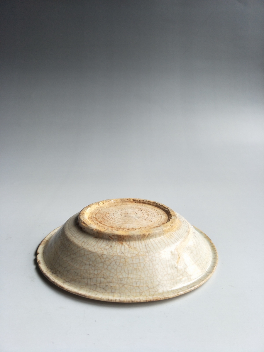 唐代 五代 越窑 葵口盘 艺租网 俨唐古瓷馆 四川古陶瓷博物馆 四川博物馆 四川古陶瓷鉴定 四川古陶瓷收藏 四 ...