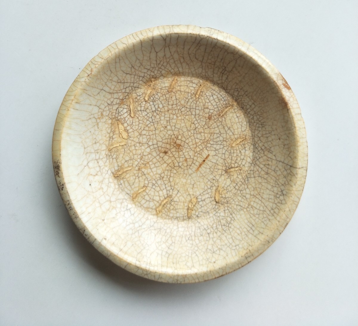 唐代 五代 越窑 葵口盘 艺租网 俨唐古瓷馆 四川古陶瓷博物馆 四川博物馆 四川古陶瓷鉴定 四川古陶瓷收藏 四 ...