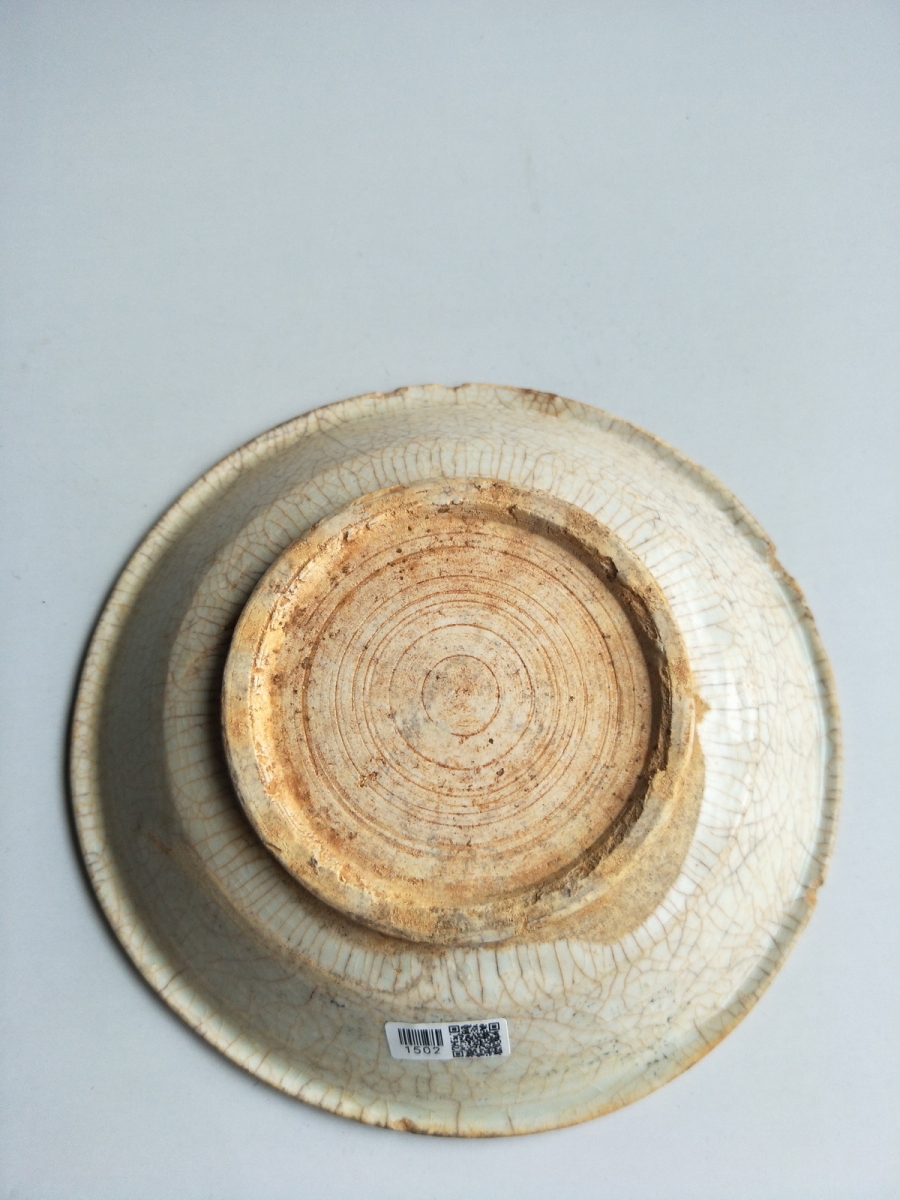 唐代 五代 越窑 葵口盘 艺租网 俨唐古瓷馆 四川古陶瓷博物馆 四川博物馆 四川古陶瓷鉴定 四川古陶瓷收藏 四 ...