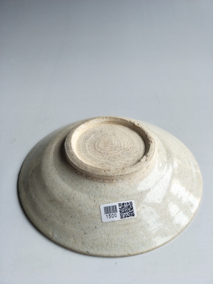 宋元 白釉 折腰盘 艺租网 俨唐古瓷馆 四川古陶瓷博物馆 四川博物馆 四川古陶瓷鉴定 四川古陶瓷收藏 四川文  ...