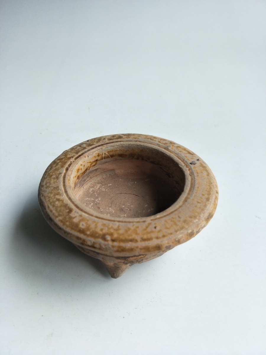 唐代 四川 窑口 灯  艺租网 俨唐古瓷馆 四川古陶瓷博物馆 四川博物馆 四川古陶瓷鉴定 四川古陶瓷收藏 四川  ...