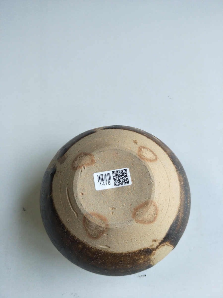 宋代 酱釉 茶入 茶叶罐  艺租网 俨唐古瓷馆 四川古陶瓷博物馆 四川博物馆 四川古陶瓷鉴定 四川古陶瓷收藏   ...