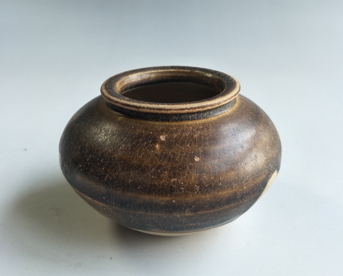 宋代 酱釉 茶入 茶叶罐  艺租网 俨唐古瓷馆 四川古陶瓷博物馆 四川博物馆 四川古陶瓷鉴定 四川古陶瓷收藏   ...