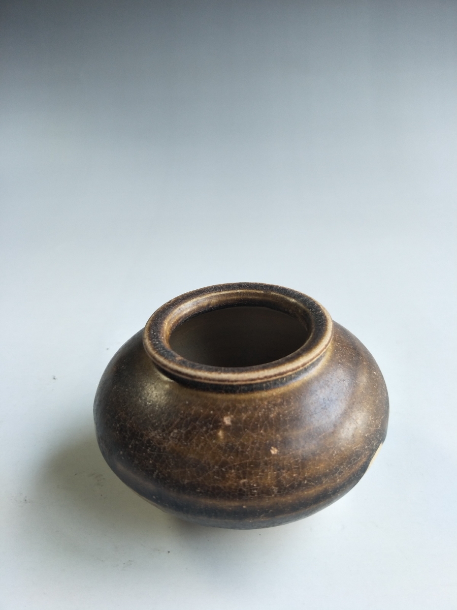 宋代 酱釉 茶入 茶叶罐  艺租网 俨唐古瓷馆 四川古陶瓷博物馆 四川博物馆 四川古陶瓷鉴定 四川古陶瓷收藏   ...