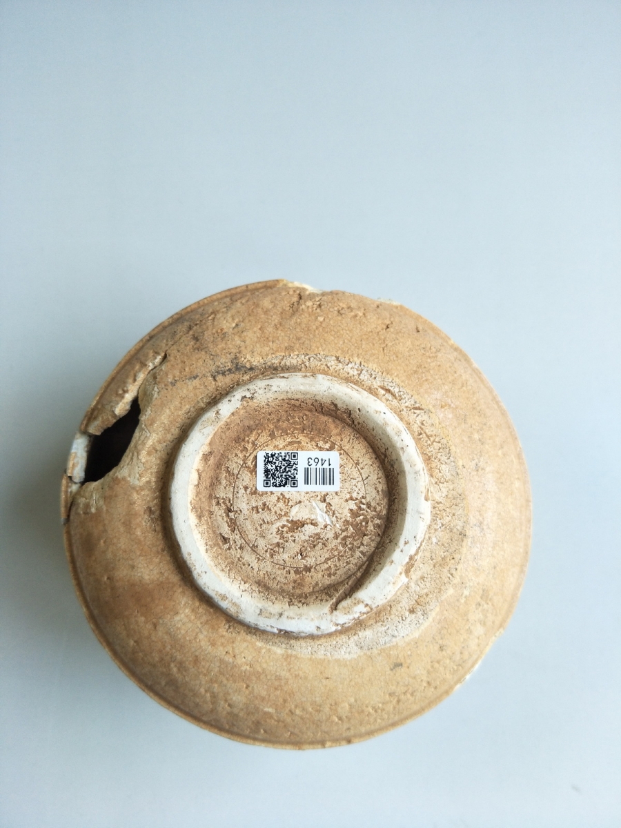 唐代 青釉陶 盖盒  艺租网 俨唐古瓷馆 四川古陶瓷博物馆 四川博物馆 四川古陶瓷鉴定 四川古陶瓷收藏 四川文 ...