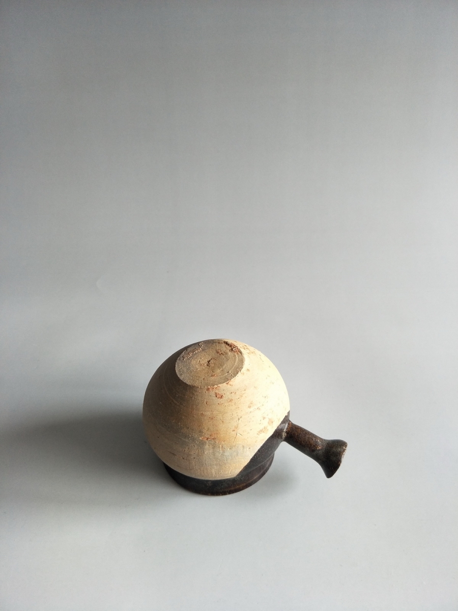 宋代 酱釉 水瓢  艺租网 俨唐古瓷馆 四川古陶瓷博物馆 四川博物馆 四川古陶瓷鉴定 四川古陶瓷收藏 四川文物 ...