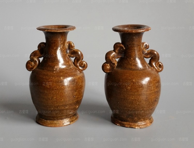 宋代 酱釉 小花瓶 一对 艺租网 俨唐古瓷馆 四川文物鉴定 成都文物鉴定 四川古陶瓷博物馆 成都古陶瓷博物馆 ...