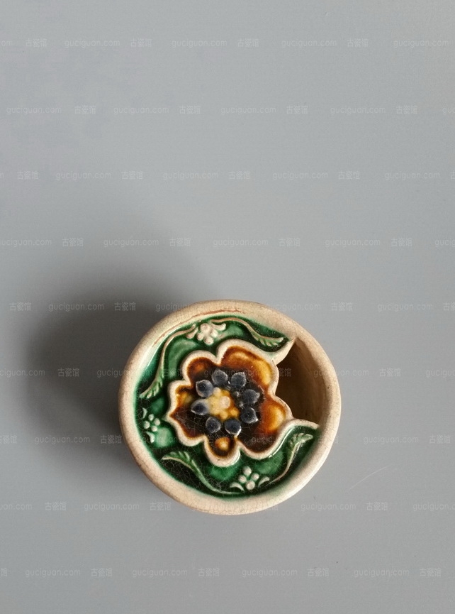 唐三彩 水盂 艺租网 俨唐古瓷馆 四川文物鉴定 成都文物鉴定 四川古陶瓷博物馆 成都古陶瓷博物馆 文物艺术品 ...