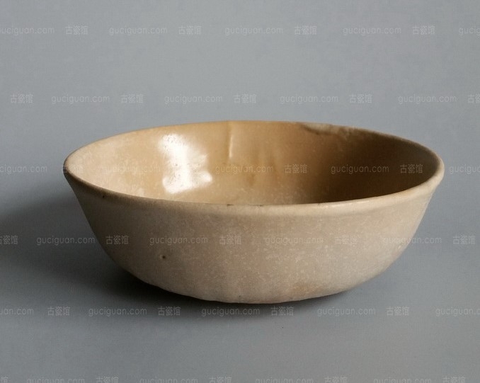 宋代 黄釉 支钉烧 出楞 卧足碗 俨唐古瓷馆 四川文物鉴定 成都文物鉴定 四川古陶瓷博物馆 成都古陶瓷博物馆  ...
