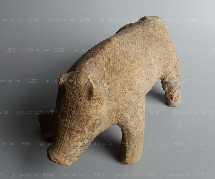 汉代  陶 野猪  艺租网 俨唐古瓷馆 四川古陶瓷博物馆 四川博物馆 四川古陶瓷鉴定 四川古陶瓷收藏 四川文物  ...
