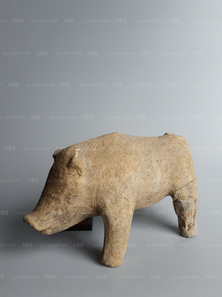 汉代  陶 野猪  艺租网 俨唐古瓷馆 四川古陶瓷博物馆 四川博物馆 四川古陶瓷鉴定 四川古陶瓷收藏 四川文物  ...