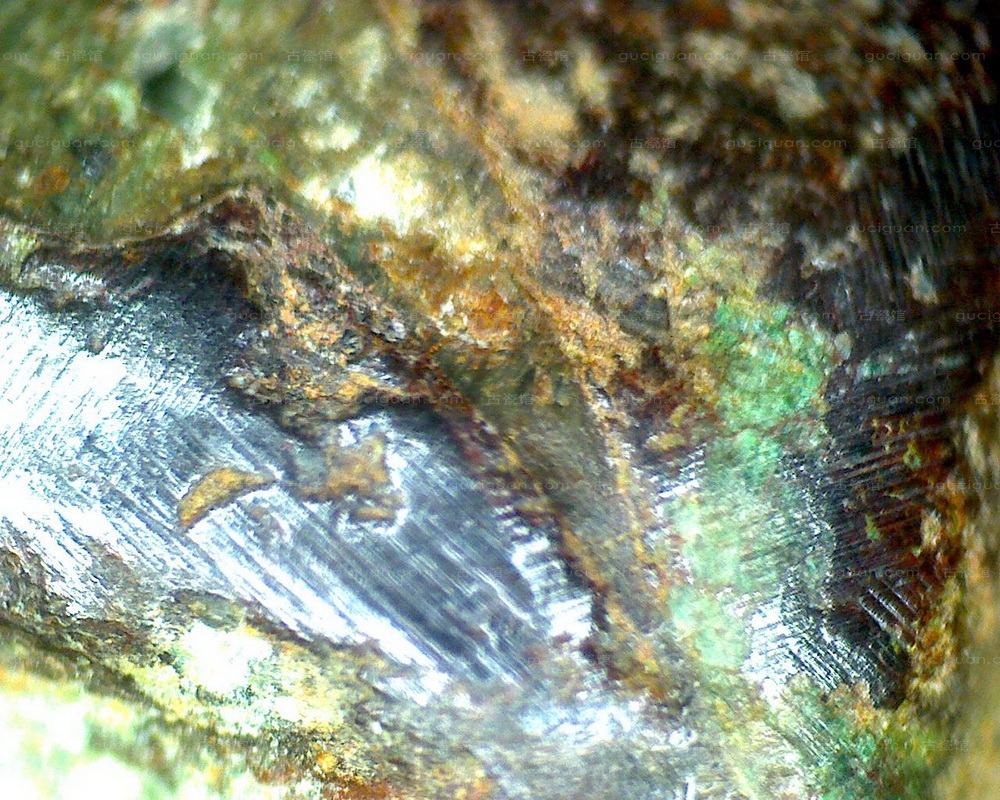 古滇王国 古滇国 鸬鹚 鱼 青铜 配饰 显微照片 青铜器鉴定 四川文物鉴定 成都文物鉴定 俨唐古瓷馆 艺租网 四 ...