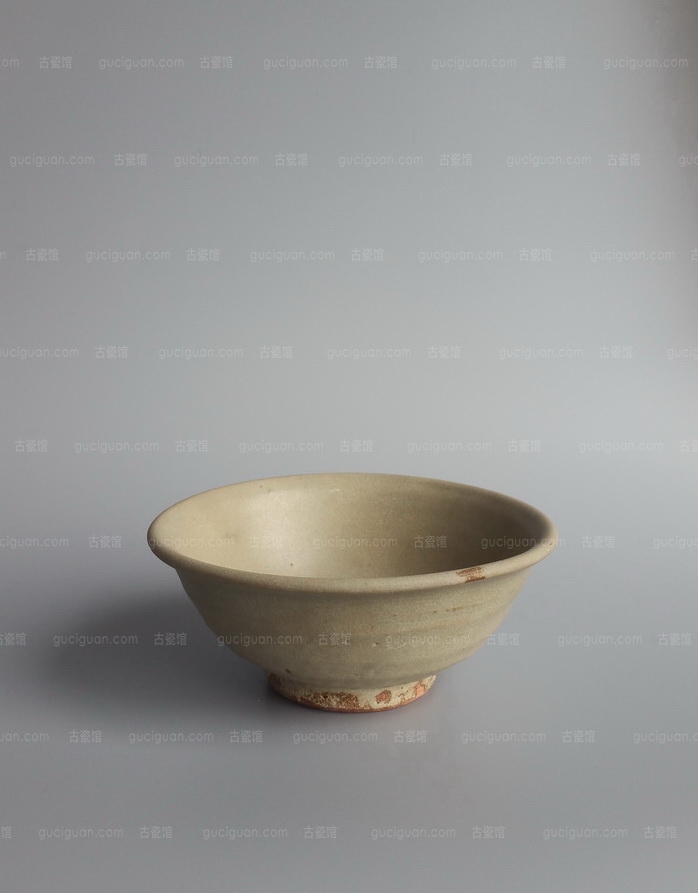 金元代 龙泉窑系 桃心碗 四川文物鉴定 成都文物鉴定 俨唐古瓷馆 古陶瓷鉴定 古陶瓷收藏