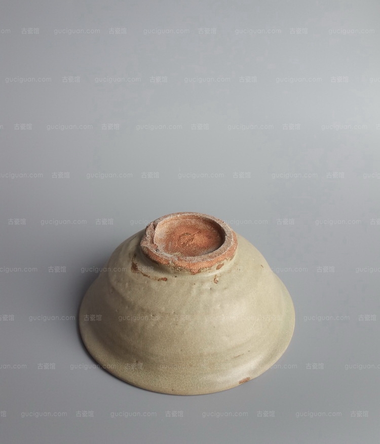 金元代 龙泉窑系 桃心碗 四川文物鉴定 成都文物鉴定 俨唐古瓷馆 古陶瓷鉴定 古陶瓷收藏