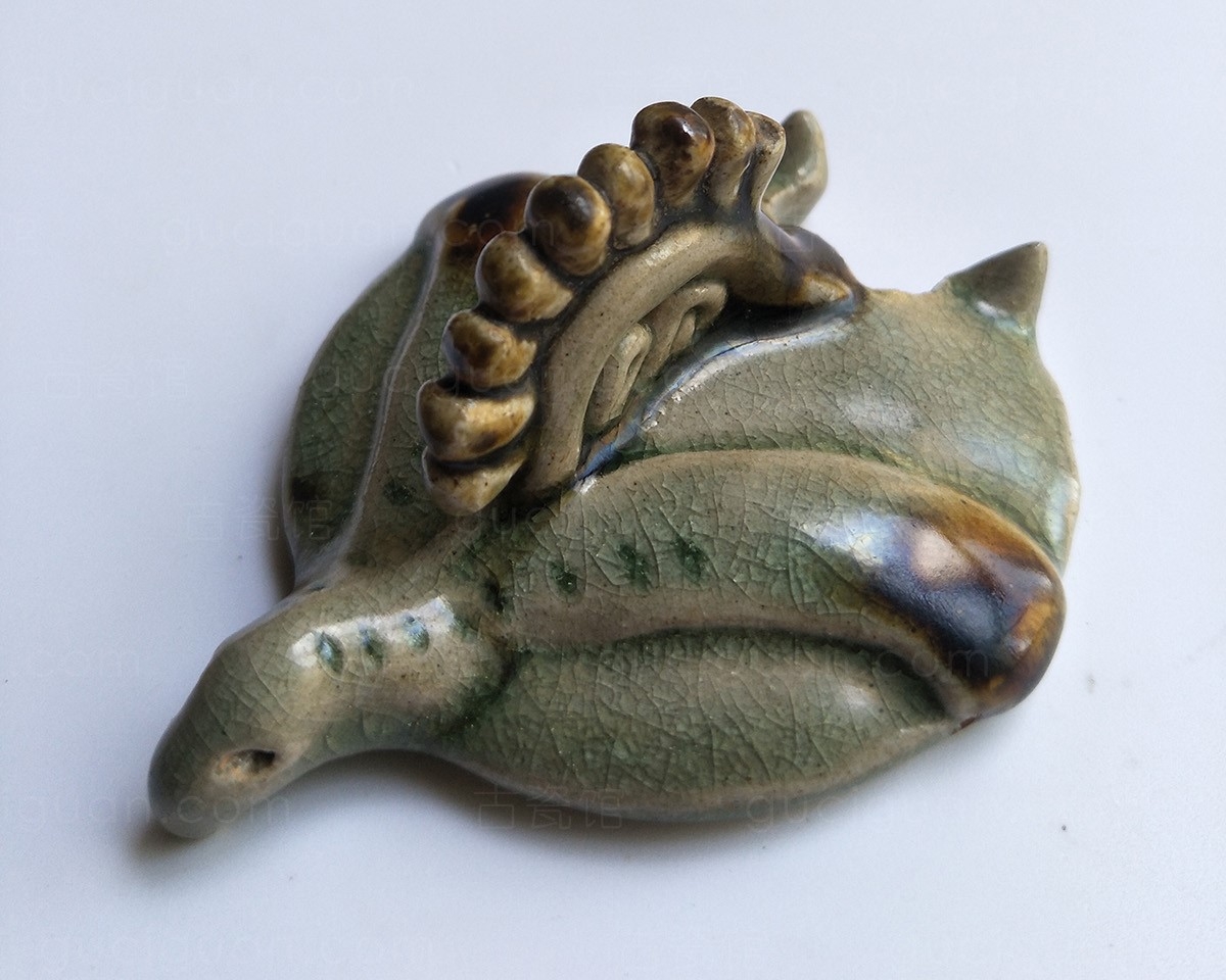 唐代 青釉凤首龙柄壶 盖 一级