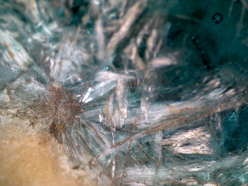 宋金元 绿釉 六角星 网结 纹盘           艺租网 俨唐古瓷馆 古陶瓷标本 古瓷标本 古瓷片 四川古陶瓷博物馆 ...