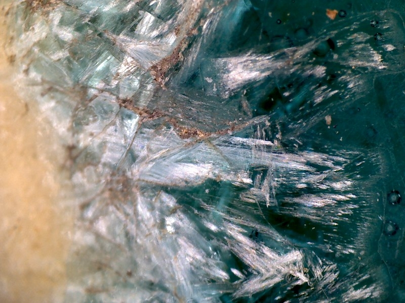 宋金元 绿釉 六角星 网结 纹盘           艺租网 俨唐古瓷馆 古陶瓷标本 古瓷标本 古瓷片 四川古陶瓷博物馆 ...