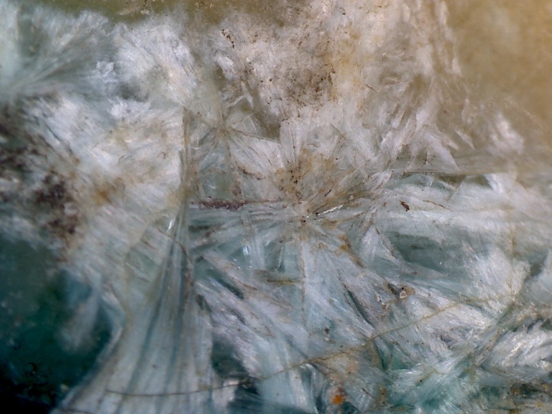 宋金元 绿釉 六角星 网结 纹盘           艺租网 俨唐古瓷馆 古陶瓷标本 古瓷标本 古瓷片 四川古陶瓷博物馆 ...