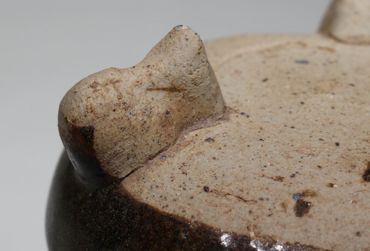 宋代 茶叶末 三足炉 四川 巴蜀 广元窑 古陶瓷鉴定 古陶瓷收藏 俨唐古瓷馆 古陶瓷博物馆 四川博物馆 成都博  ...