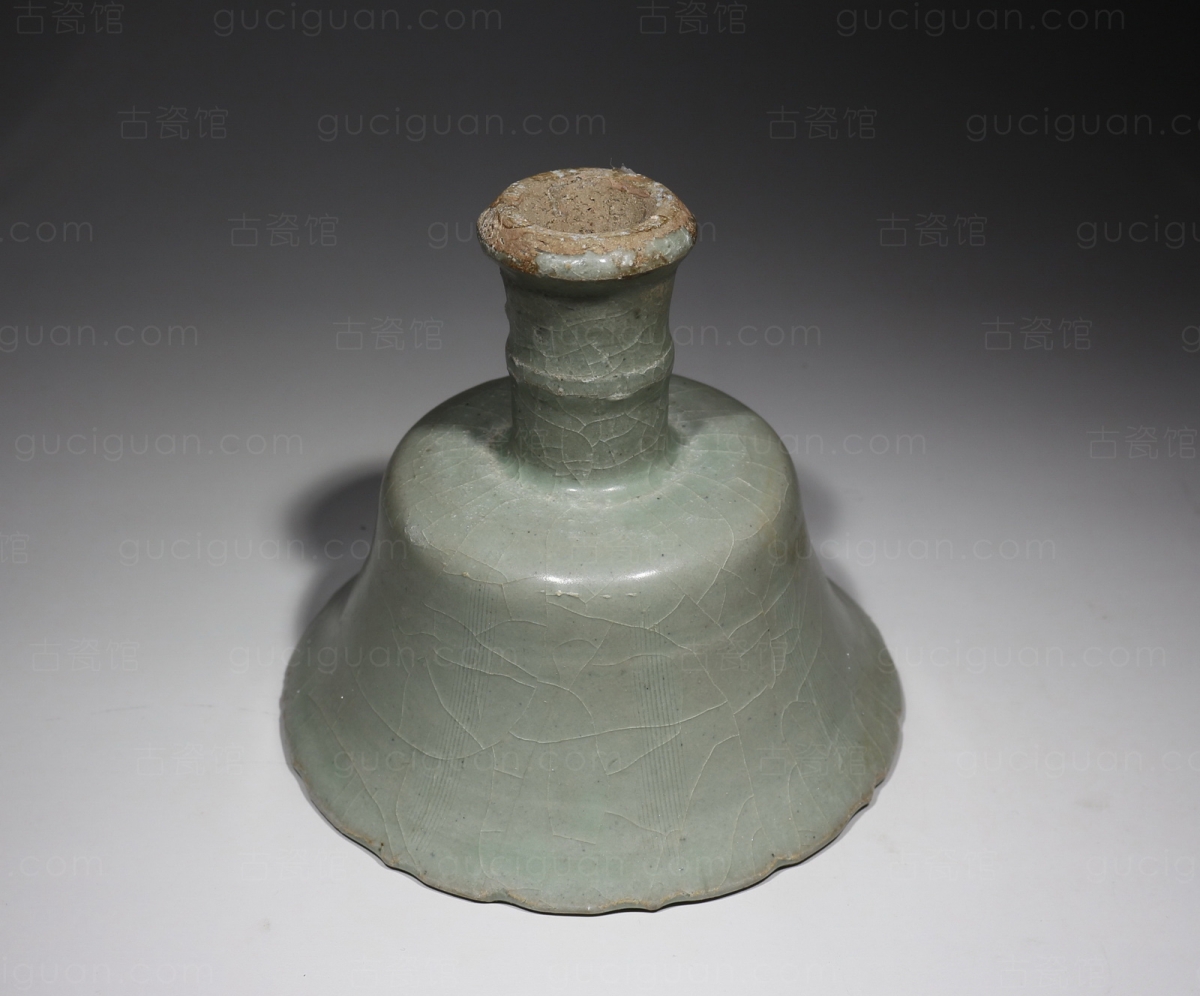 元代 明代 龙泉窑 竹节 刻花 高足碗 高足大碗 高足杯 古陶瓷鉴定 古陶瓷收藏 俨唐古瓷馆 古陶瓷博物馆 四川 ...