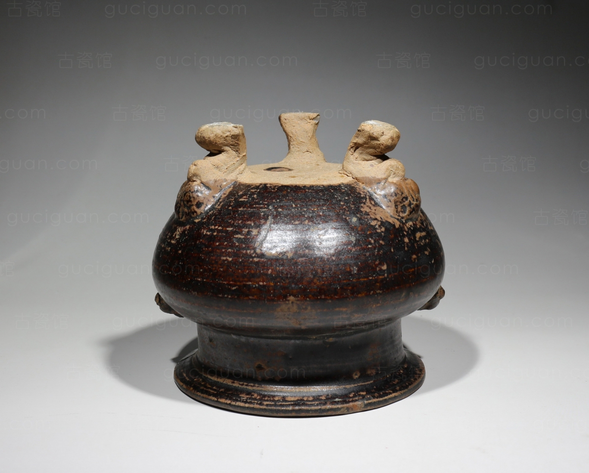 宋代 酱釉 辅首 三足炉 古陶瓷鉴定 古陶瓷收藏 俨唐古瓷馆 古陶瓷博物馆 四川博物馆 成都博物馆 四川文物鉴 ...