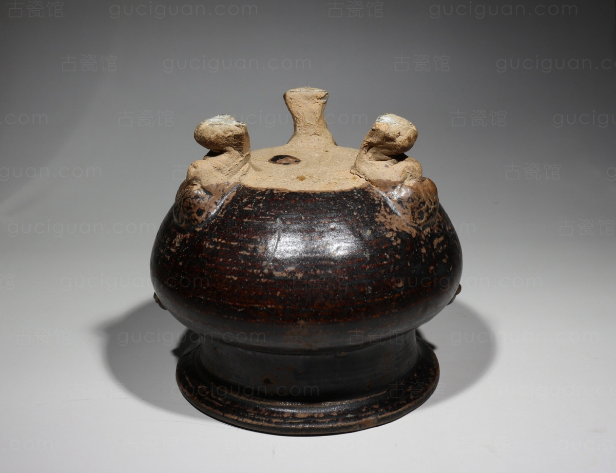 宋代 酱釉 辅首 三足炉 古陶瓷鉴定 古陶瓷收藏 俨唐古瓷馆 古陶瓷博物馆 四川博物馆 成都博物馆 四川文物鉴 ...