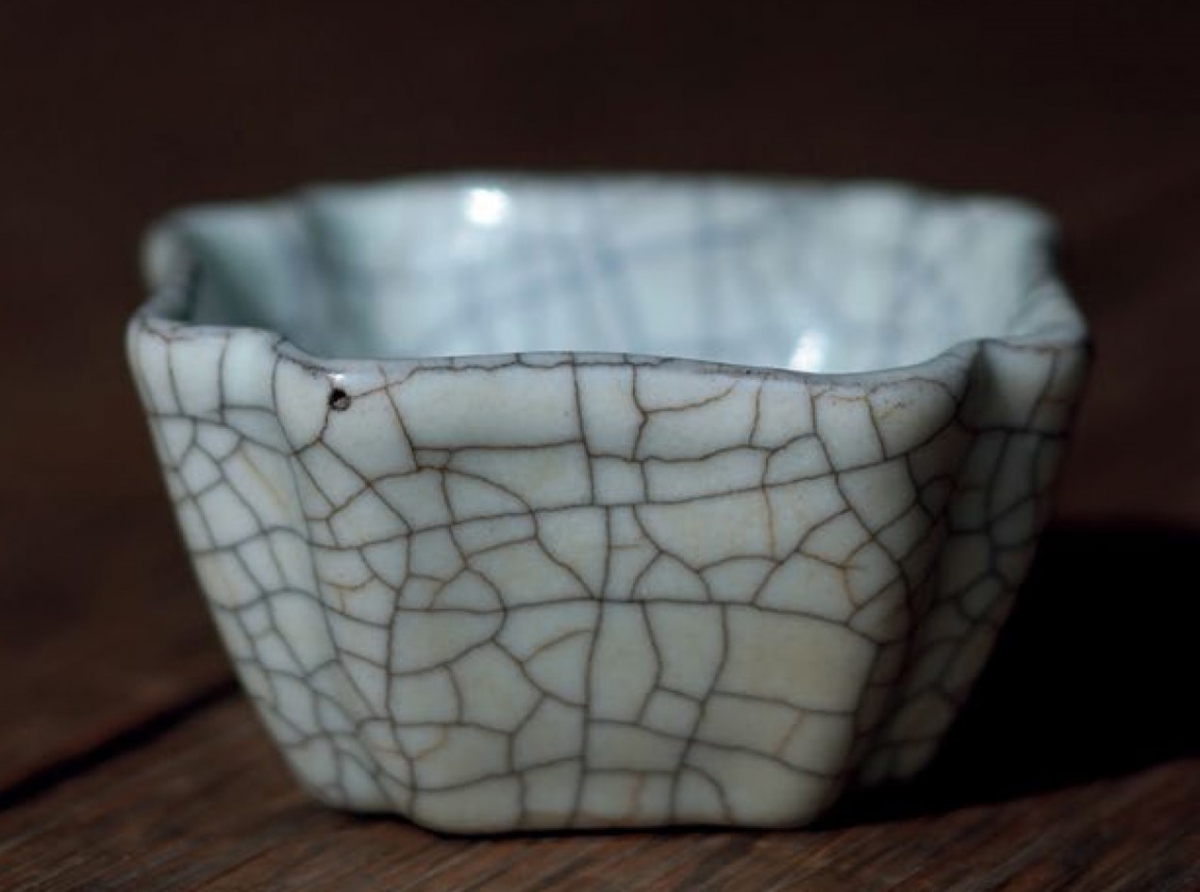 [北京保利] 元 哥窑倭角方洗 2645万